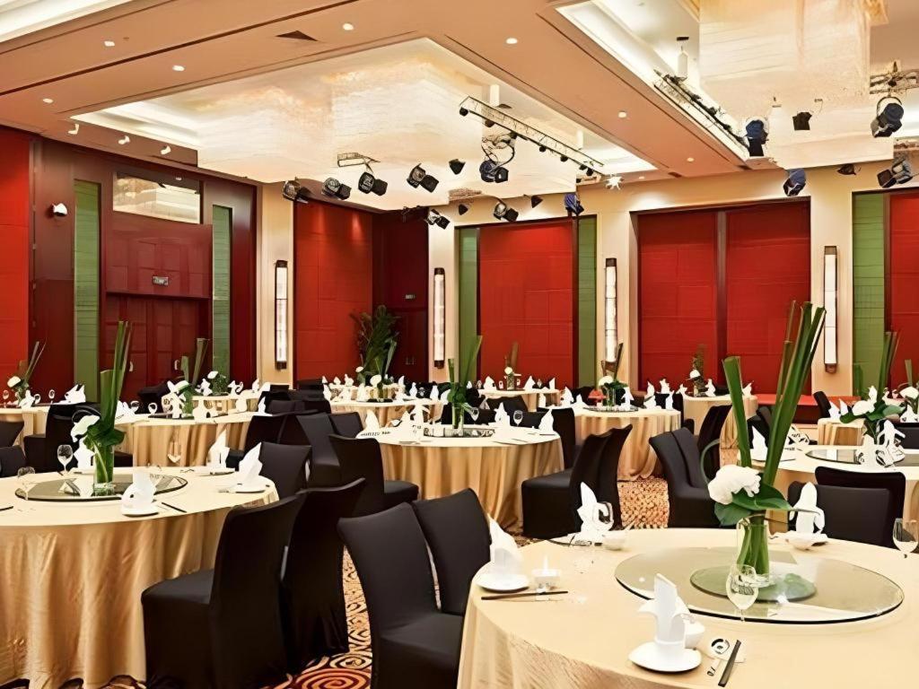 Crowne Plaza Shanghai Pudong By Ihg Luaran gambar