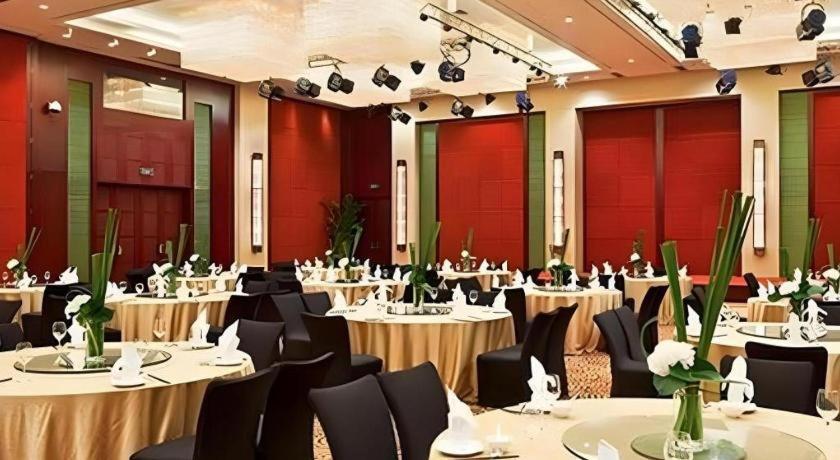Crowne Plaza Shanghai Pudong By Ihg Luaran gambar